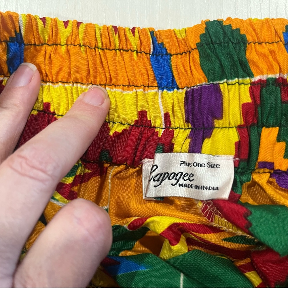 Colorful Geometric Patterned Skirt - Picture 6 of 8